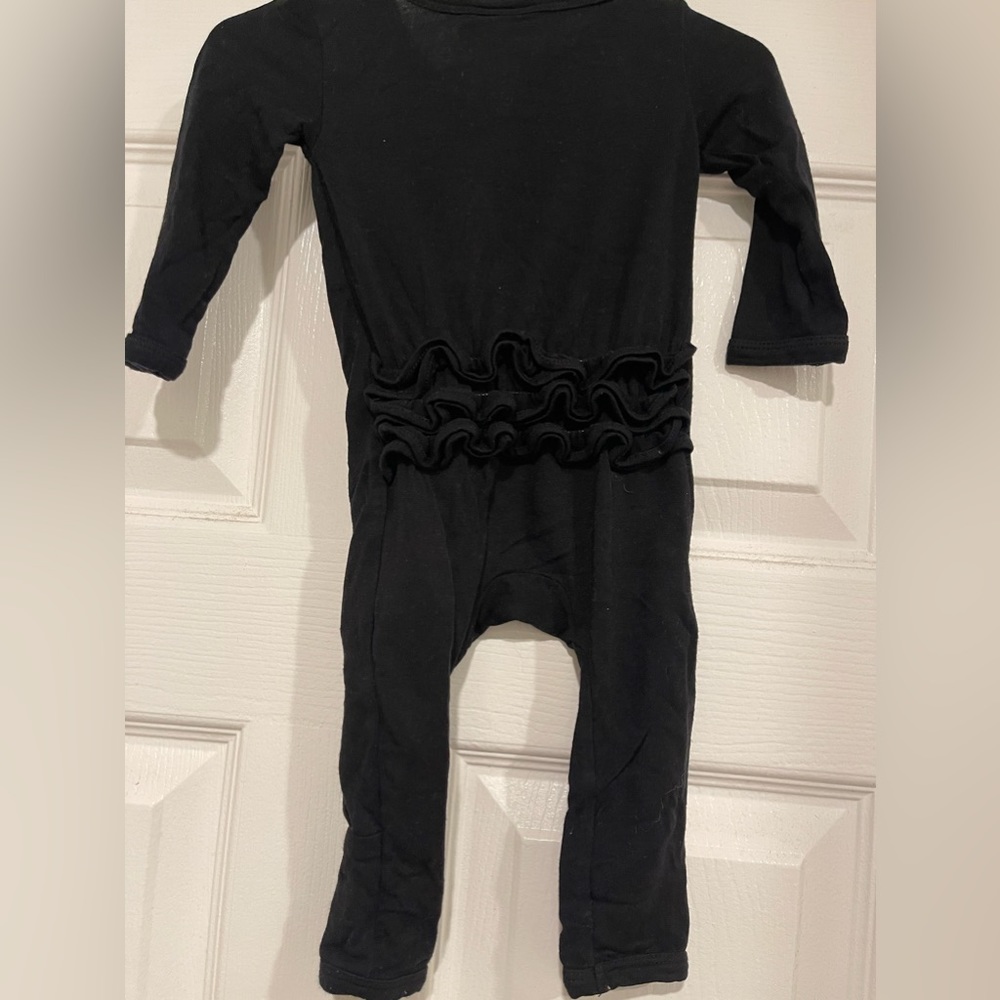 Spearmint LOVE Black Ruffle Romper - Size 0-3 months - Black